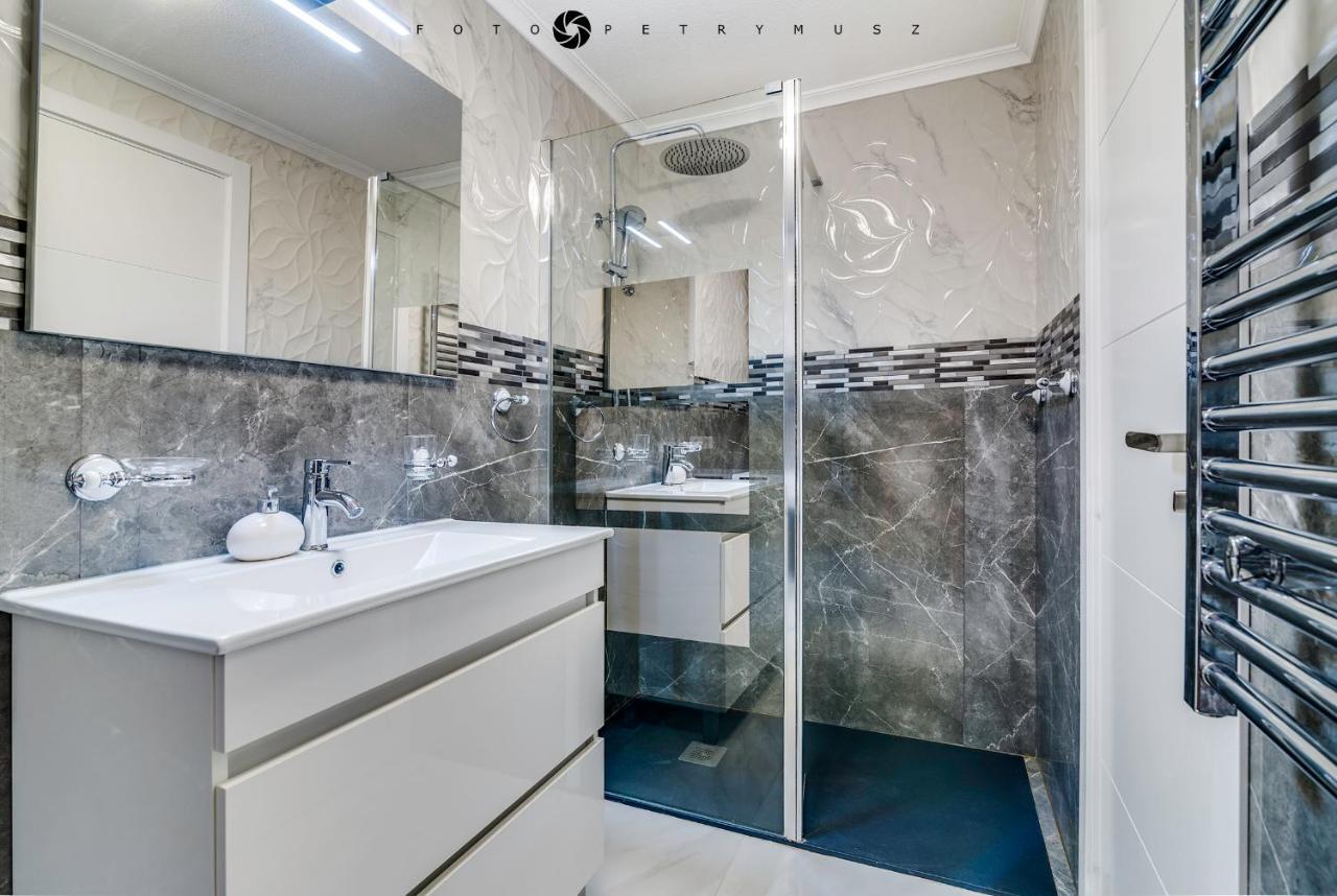 Edificio Urizaga Apartment Торевиеха Екстериор снимка
